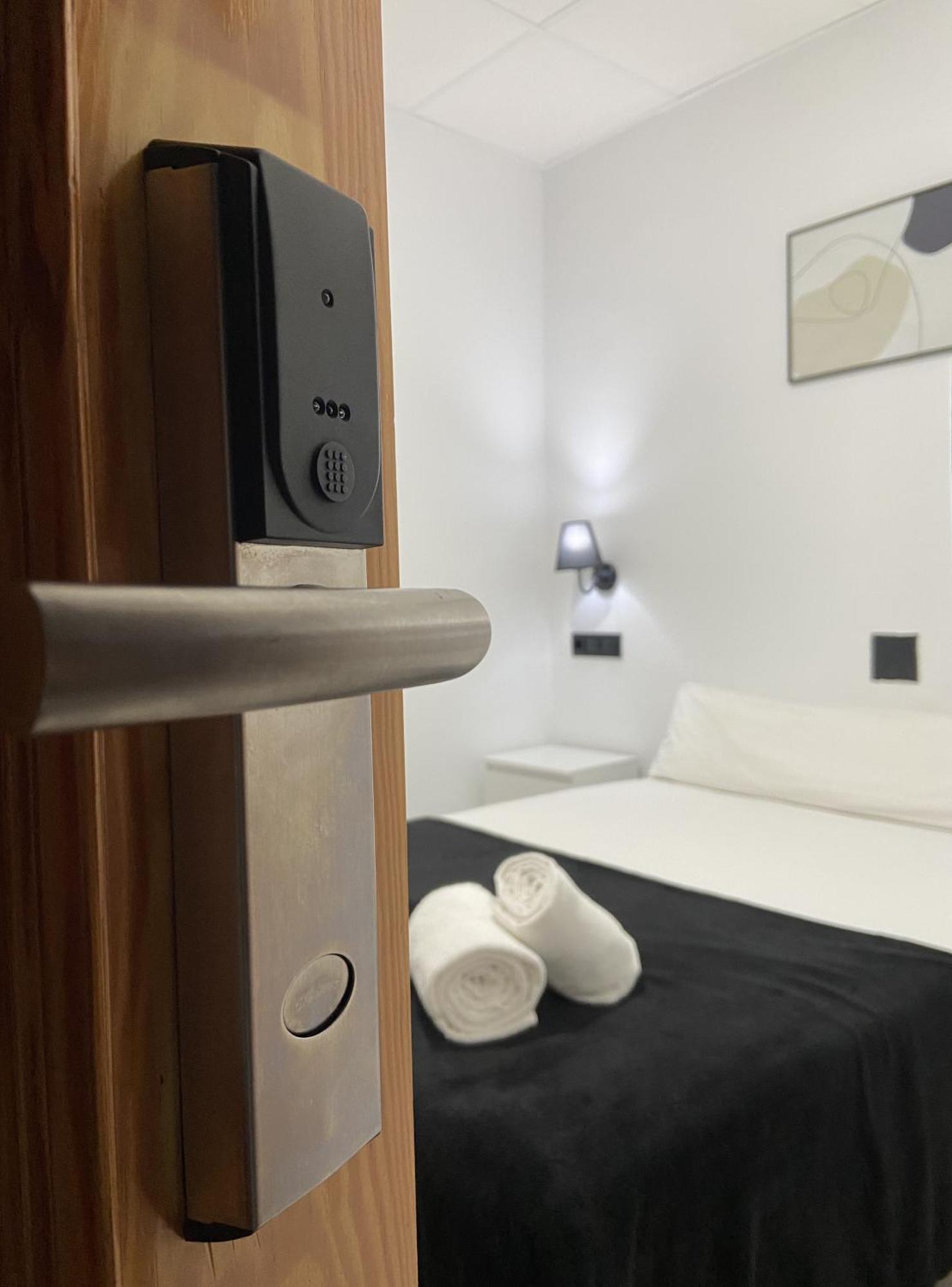 阿利坎特 Sleep&Go酒店 外观 照片